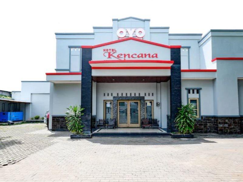 OYO 2436 Hotel Kencana Tegal  Bagian luar foto